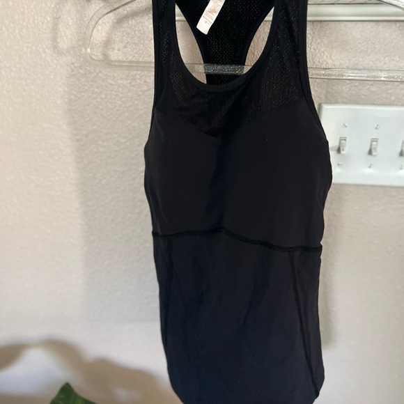 𝅺LUCY Athletic Yoga Tank with Built in Bra, XS - Picture 6 of 6